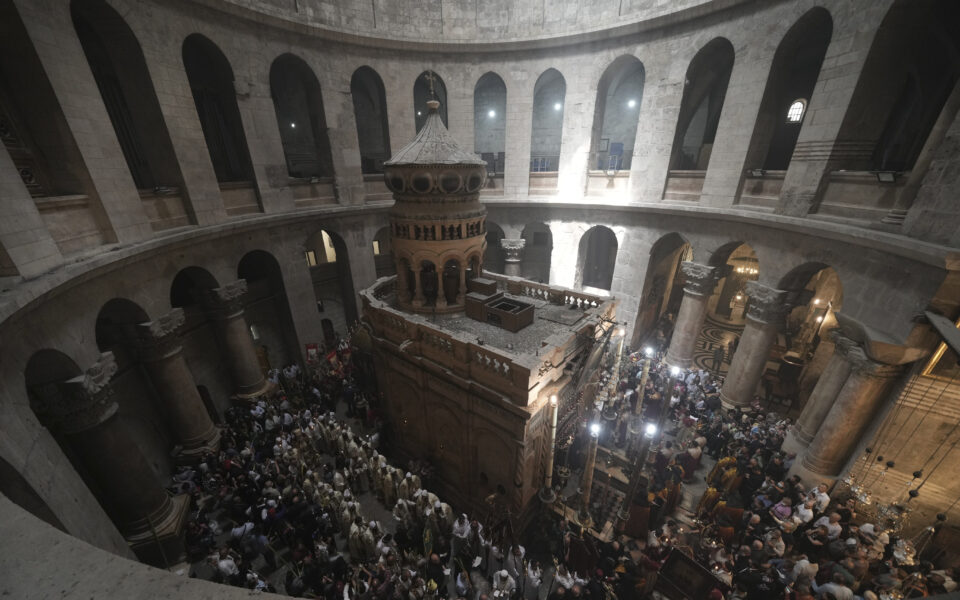 Israeli Curbs On Orthodox Church Crowds In Jerusalem For Pascha Draw ...