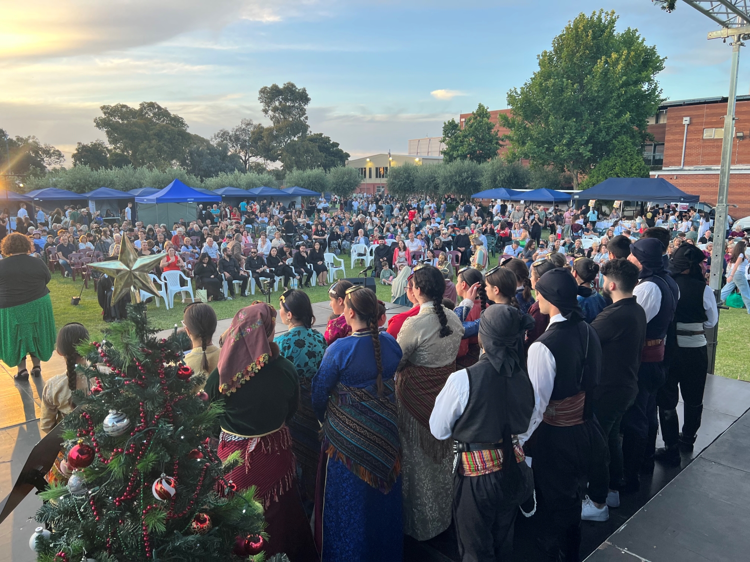 Melbourne: “Carols by Candlelight” dedicated to the memory of Stelios Tsiolas