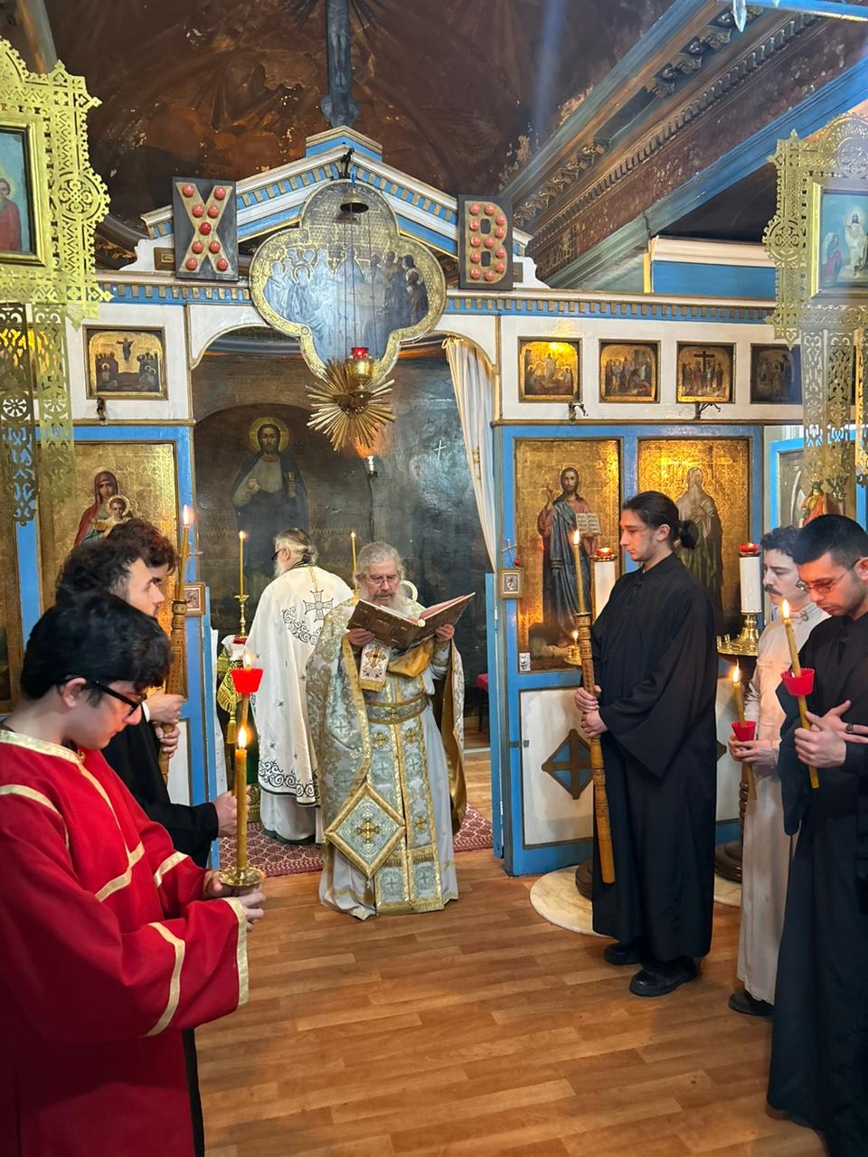 The Athonias Ecclesiastical School visited the Vatopedi Metochion of Galata in Constantinople