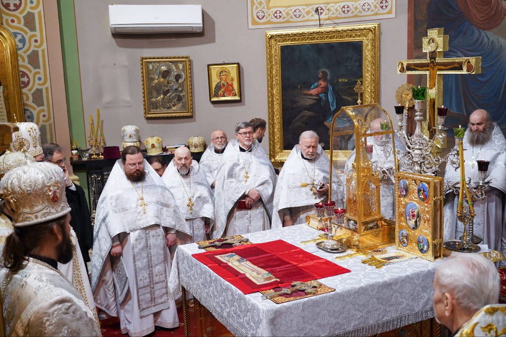 Metropolitan of Poland celebrates Name Day with Divine Liturgy and Inspirational Message