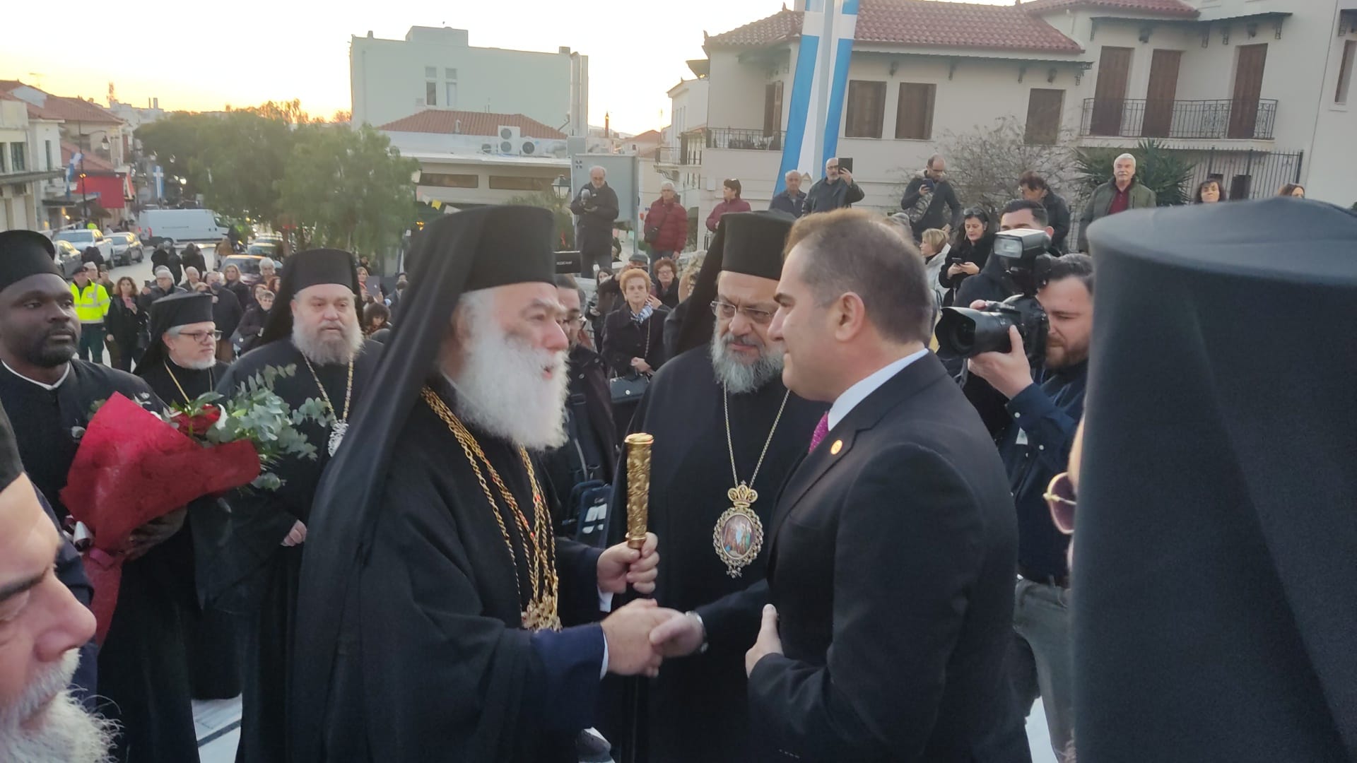 Metropolitan Chrysostomos of Messinia welcomes Patriarch of Alexandria in Kalamata, Greece